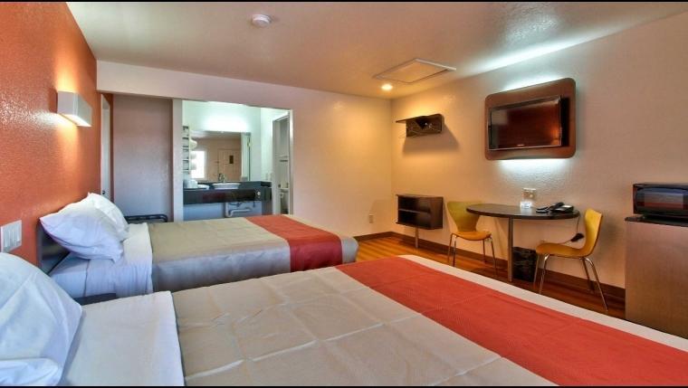 Coastal Valley Inn - Monterey Castroville Ruang foto